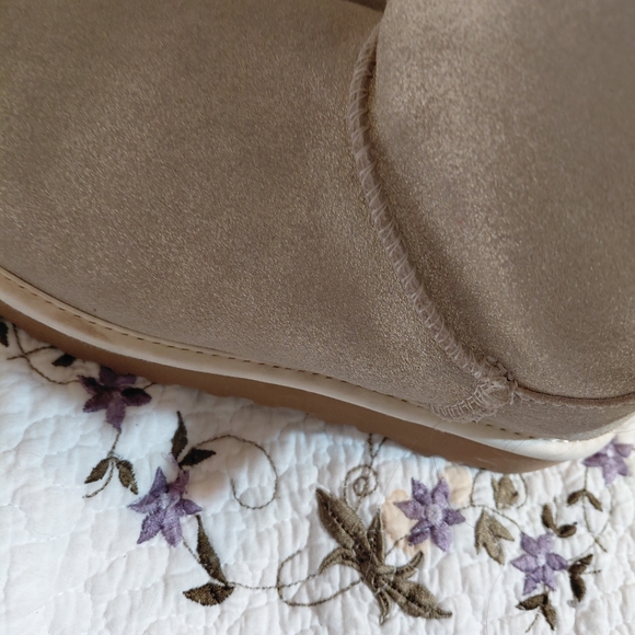 UGG Women's MIni Bailey Bow Sparkle Gold Glitter Boots Size 5 - Picture 3 of 8